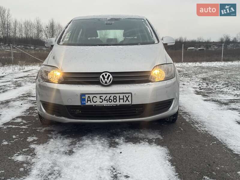 Хетчбек Volkswagen Golf Plus 2009 в Нововолинську