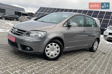Хэтчбек Volkswagen Golf Plus 2007 в Владимире