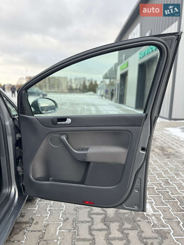 Хетчбек Volkswagen Golf Plus 2007 в Володимирі