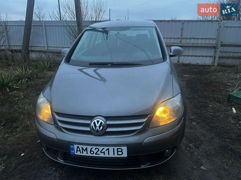 Хэтчбек Volkswagen Golf Plus 2006 в Житомире
