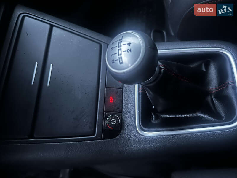 Хэтчбек Volkswagen Golf Plus 2006 в Житомире