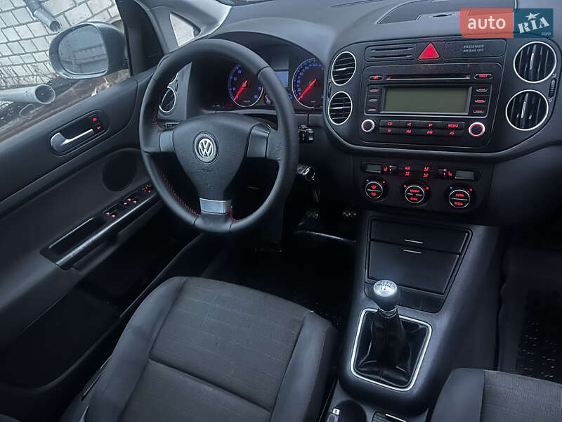 Хэтчбек Volkswagen Golf Plus 2006 в Житомире