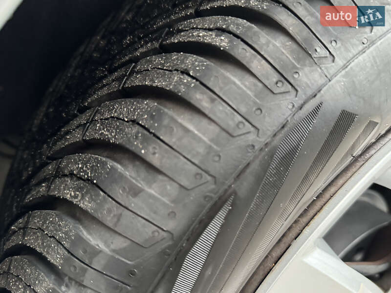 Хетчбек Volkswagen Golf Plus 2009 в Володимирі