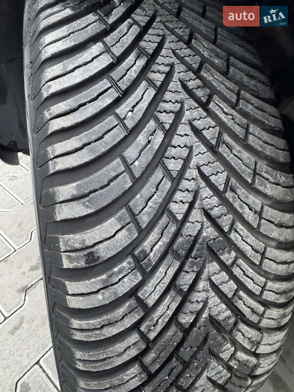 Хетчбек Volkswagen Golf Plus 2009 в Володимирі