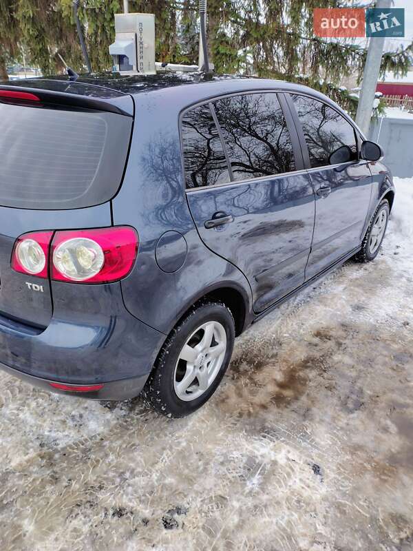 Хэтчбек Volkswagen Golf Plus 2008 в Лубнах