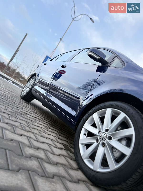 Хэтчбек Volkswagen Golf Plus 2009 в Владимире фото 30 Хэтчбек Volkswagen Golf Plus 2009 в Владимире