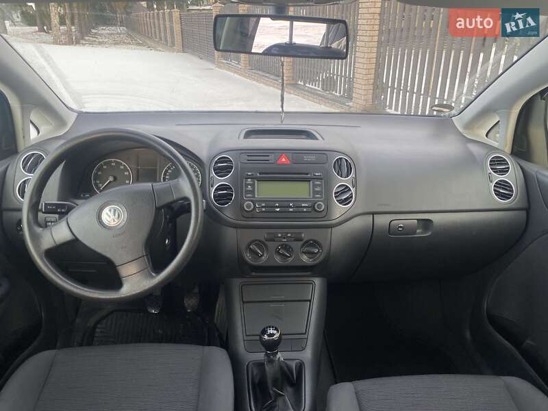Хэтчбек Volkswagen Golf Plus 2006 в Вознесенске