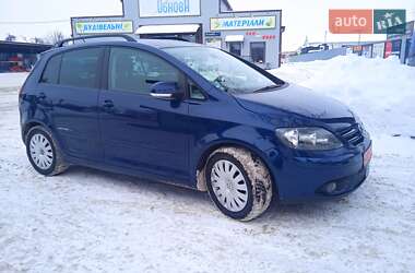 Хетчбек Volkswagen Golf Plus 2008 в Дубні