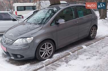 Хэтчбек Volkswagen Golf Plus 2008 в Лубнах