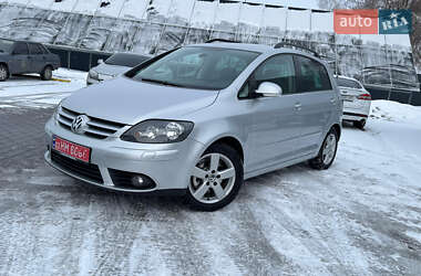 Хэтчбек Volkswagen Golf Plus 2008 в Владимире