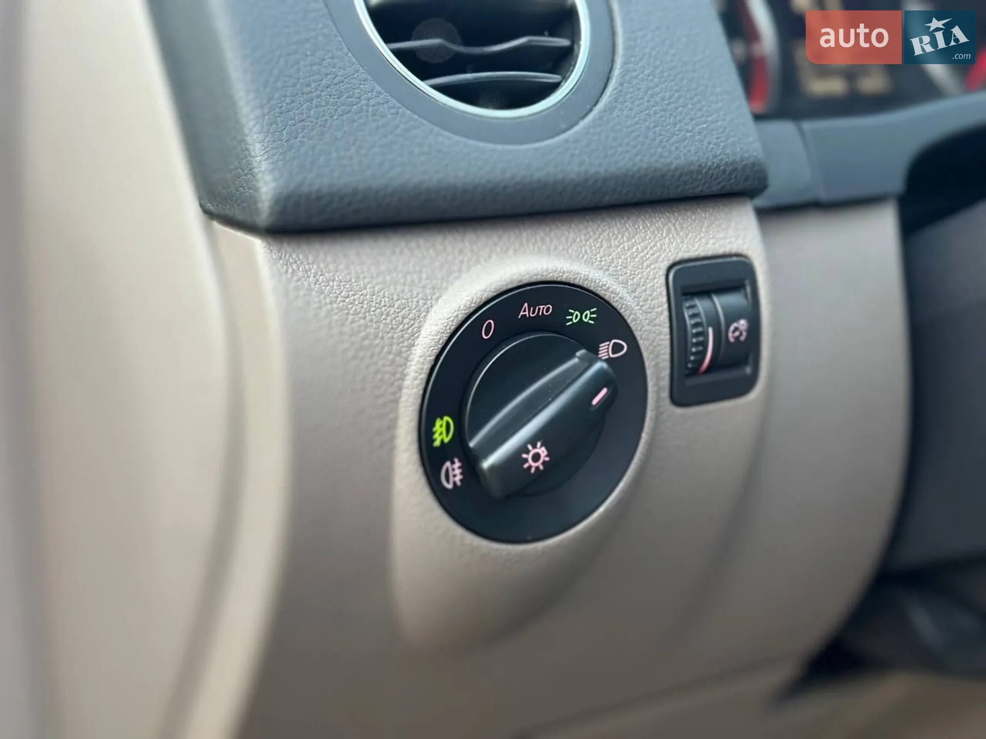2011 Volkswagen Golf Plus - мініатюра 17