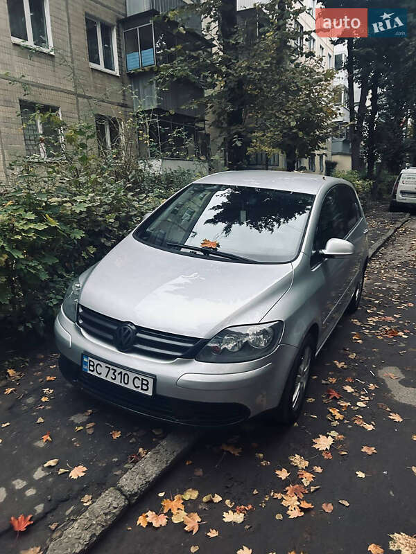 Хэтчбек Volkswagen Golf Plus 2005 в Холодноводке