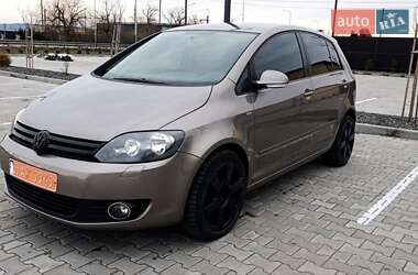 Хэтчбек Volkswagen Golf Plus 2010 в Ужгороде