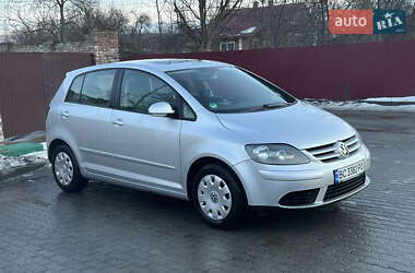 Хэтчбек Volkswagen Golf Plus 2005 в Львове
