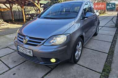 Хэтчбек Volkswagen Golf Plus 2008 в Берегово