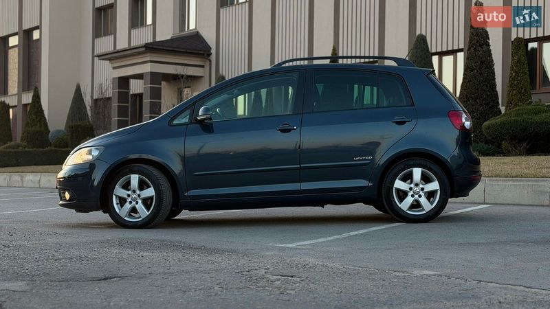 Хэтчбек Volkswagen Golf Plus 2008 в Запорожье