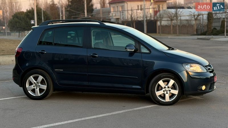 Хэтчбек Volkswagen Golf Plus 2008 в Запорожье
