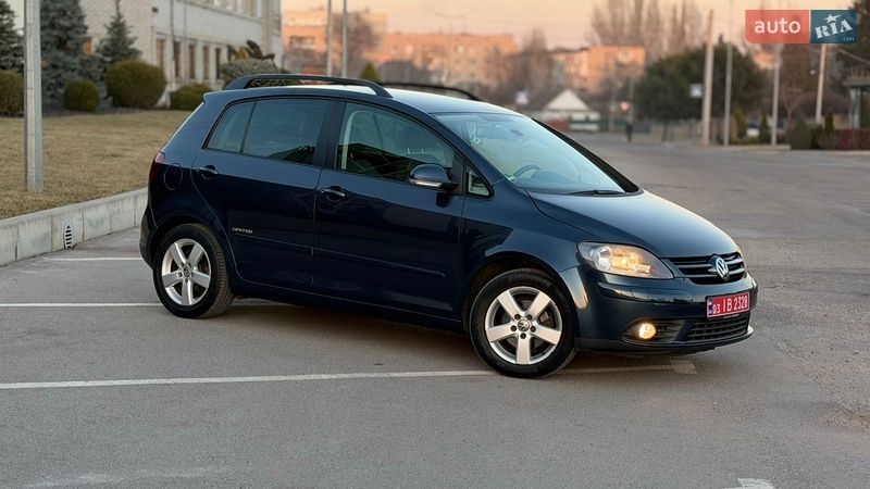 Хэтчбек Volkswagen Golf Plus 2008 в Запорожье
