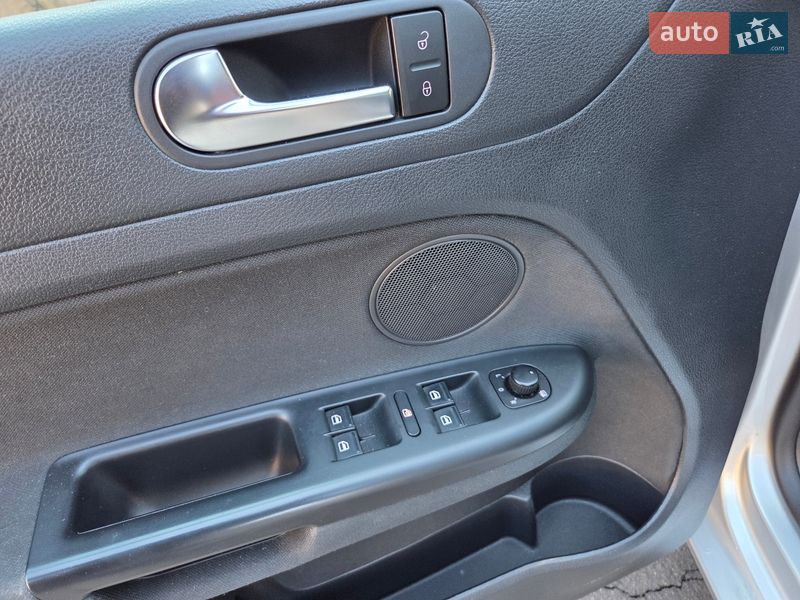 Хэтчбек Volkswagen Golf Plus 2009 в Хмельницком