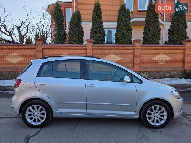 Хэтчбек Volkswagen Golf Plus 2009 в Хмельницком