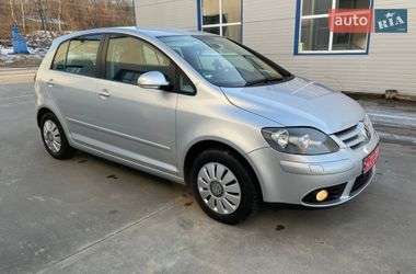 Хетчбек Volkswagen Golf Plus 2006 в Косові