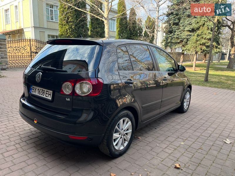Хэтчбек Volkswagen Golf Plus 2005 в Могилев-Подольске
