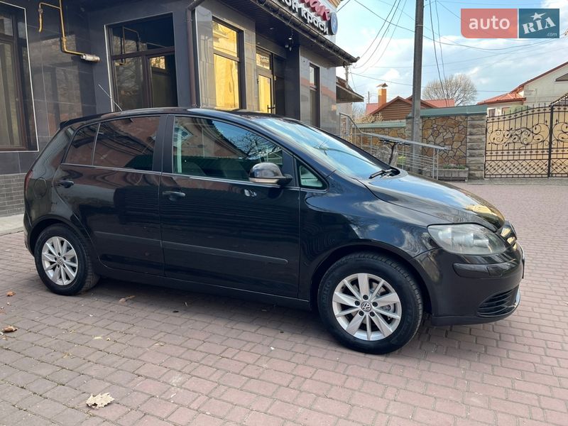 Хэтчбек Volkswagen Golf Plus 2005 в Могилев-Подольске