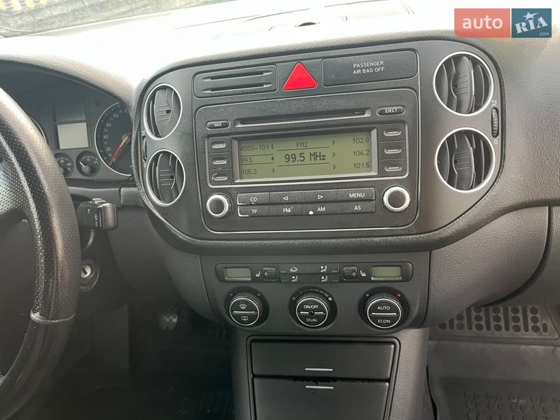 Хэтчбек Volkswagen Golf Plus 2005 в Могилев-Подольске