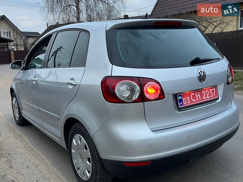 Хэтчбек Volkswagen Golf Plus 2005 в Ковеле