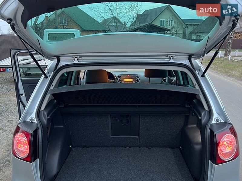 Хэтчбек Volkswagen Golf Plus 2005 в Ковеле