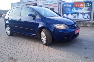 Хэтчбек Volkswagen Golf Plus 2008 в Дубно