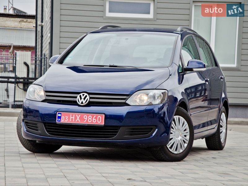 Хэтчбек Volkswagen Golf Plus 2010 в Сарнах