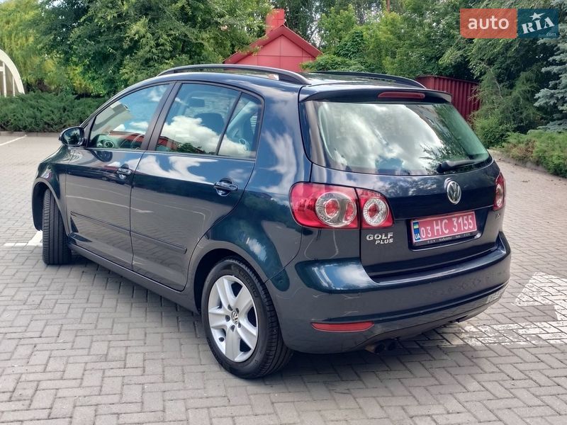 Хэтчбек Volkswagen Golf Plus 2009 в Харькове