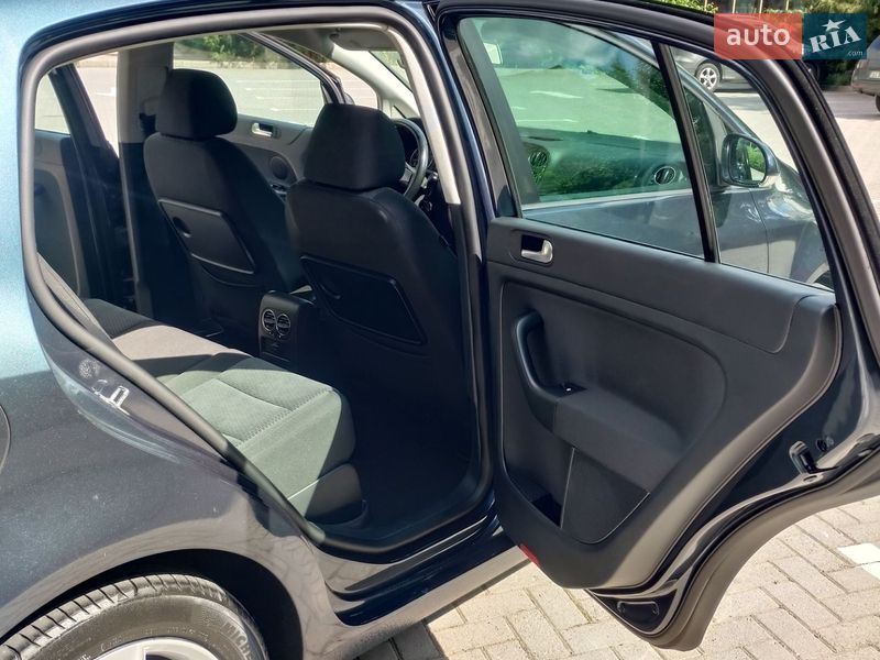 Хэтчбек Volkswagen Golf Plus 2009 в Харькове