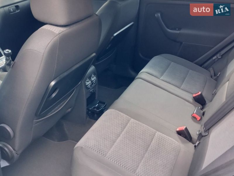 Хэтчбек Volkswagen Golf Plus 2009 в Харькове