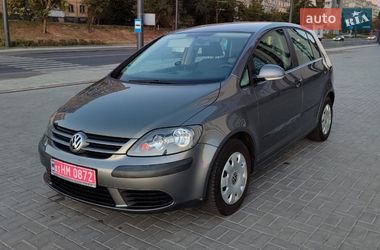 Хетчбек Volkswagen Golf Plus 2006 в Дніпрі