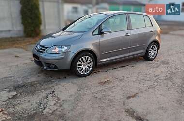 Хетчбек Volkswagen Golf Plus 2006 в Сарнах