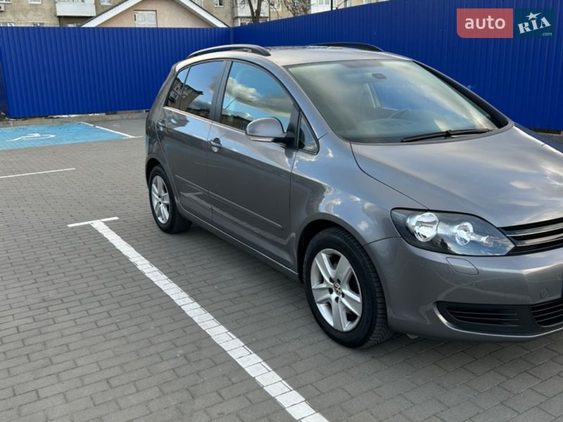 Хэтчбек Volkswagen Golf Plus 2009 в Калуше