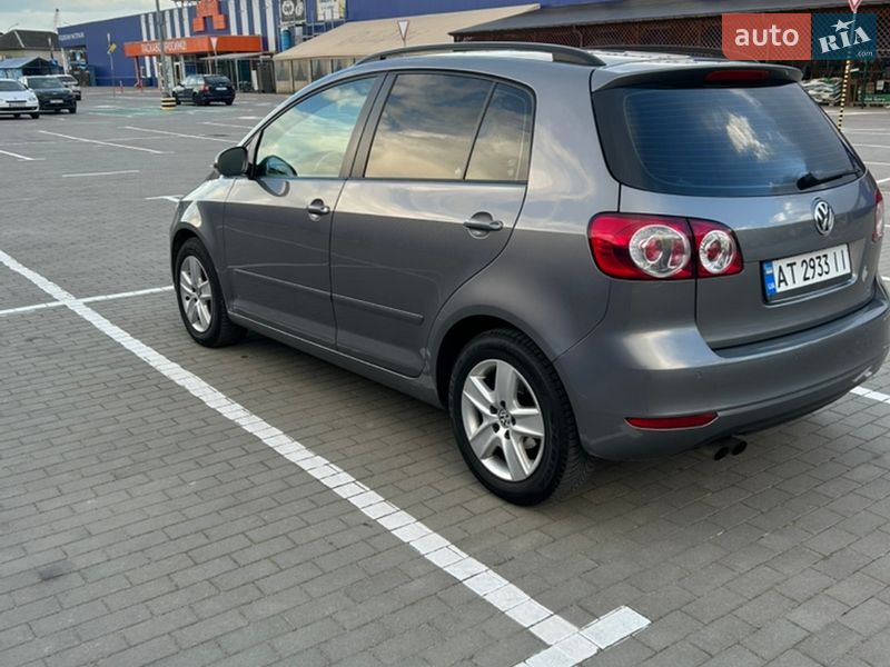 Хэтчбек Volkswagen Golf Plus 2009 в Калуше