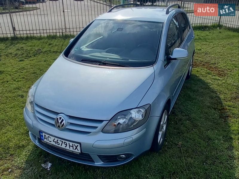 Хэтчбек Volkswagen Golf Plus 2008 в Сумах