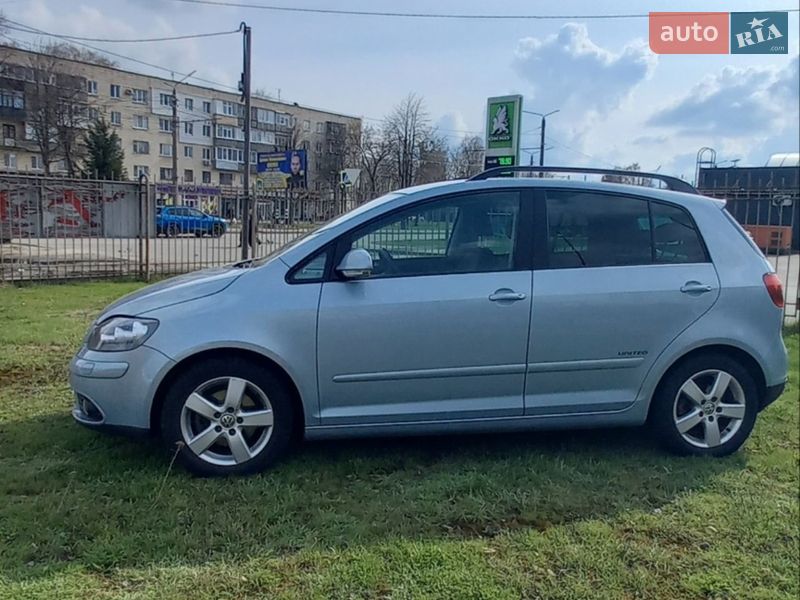 Хэтчбек Volkswagen Golf Plus 2008 в Сумах