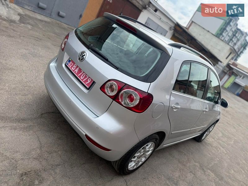 Хэтчбек Volkswagen Golf Plus 2010 в Христиновке