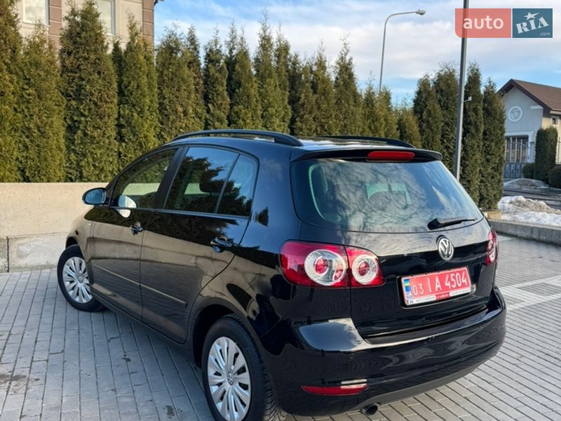 Хэтчбек Volkswagen Golf Plus 2013 в Ровно