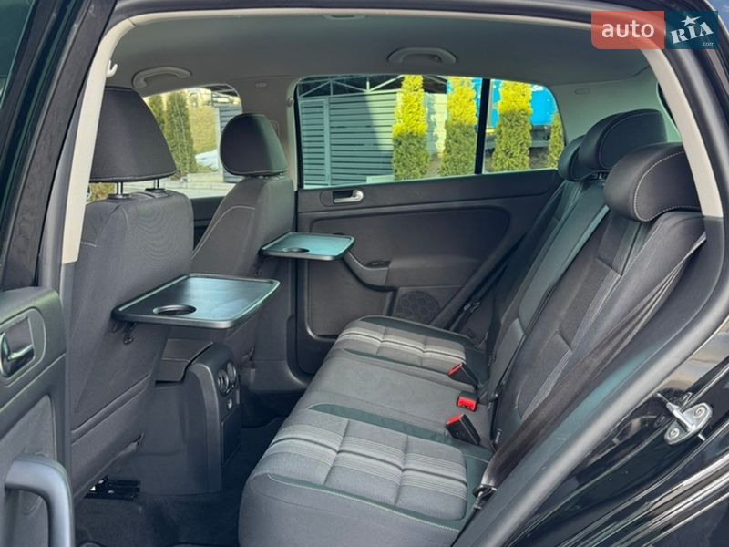 Хэтчбек Volkswagen Golf Plus 2013 в Ровно