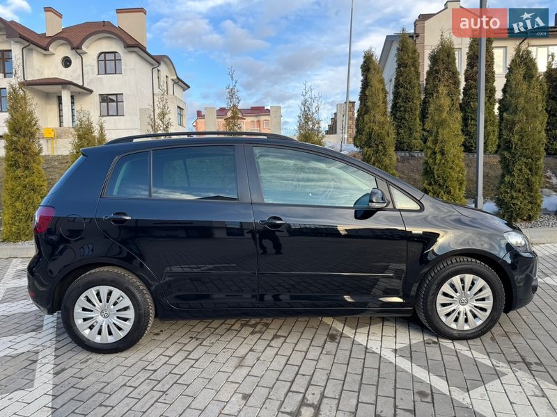 Хэтчбек Volkswagen Golf Plus 2013 в Ровно
