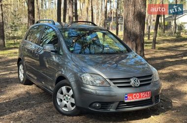 Хэтчбек Volkswagen Golf Plus 2008 в Киеве