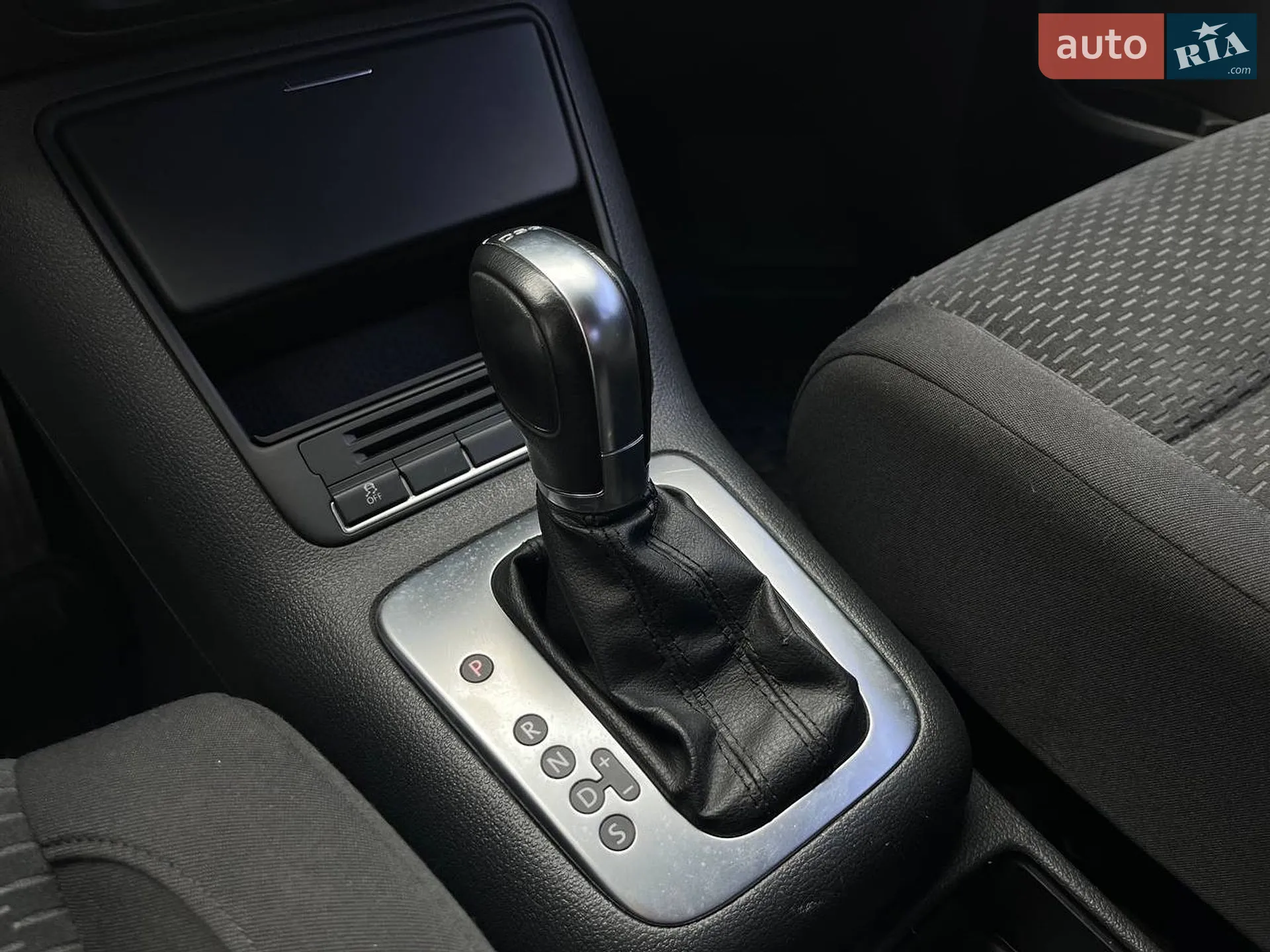 2013 Volkswagen Golf Plus - мініатюра 24