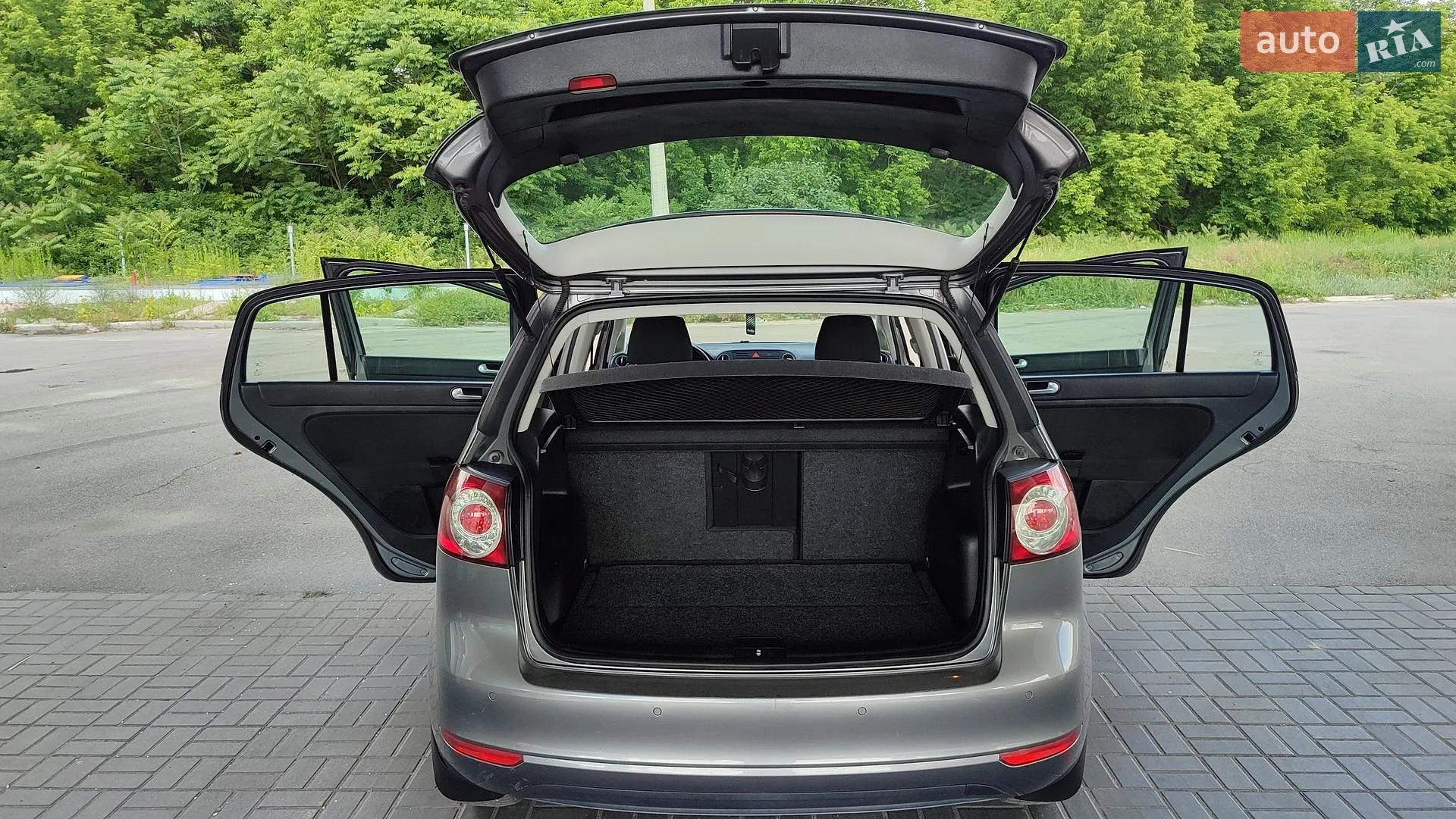 2010 Volkswagen Golf Plus - мініатюра 29
