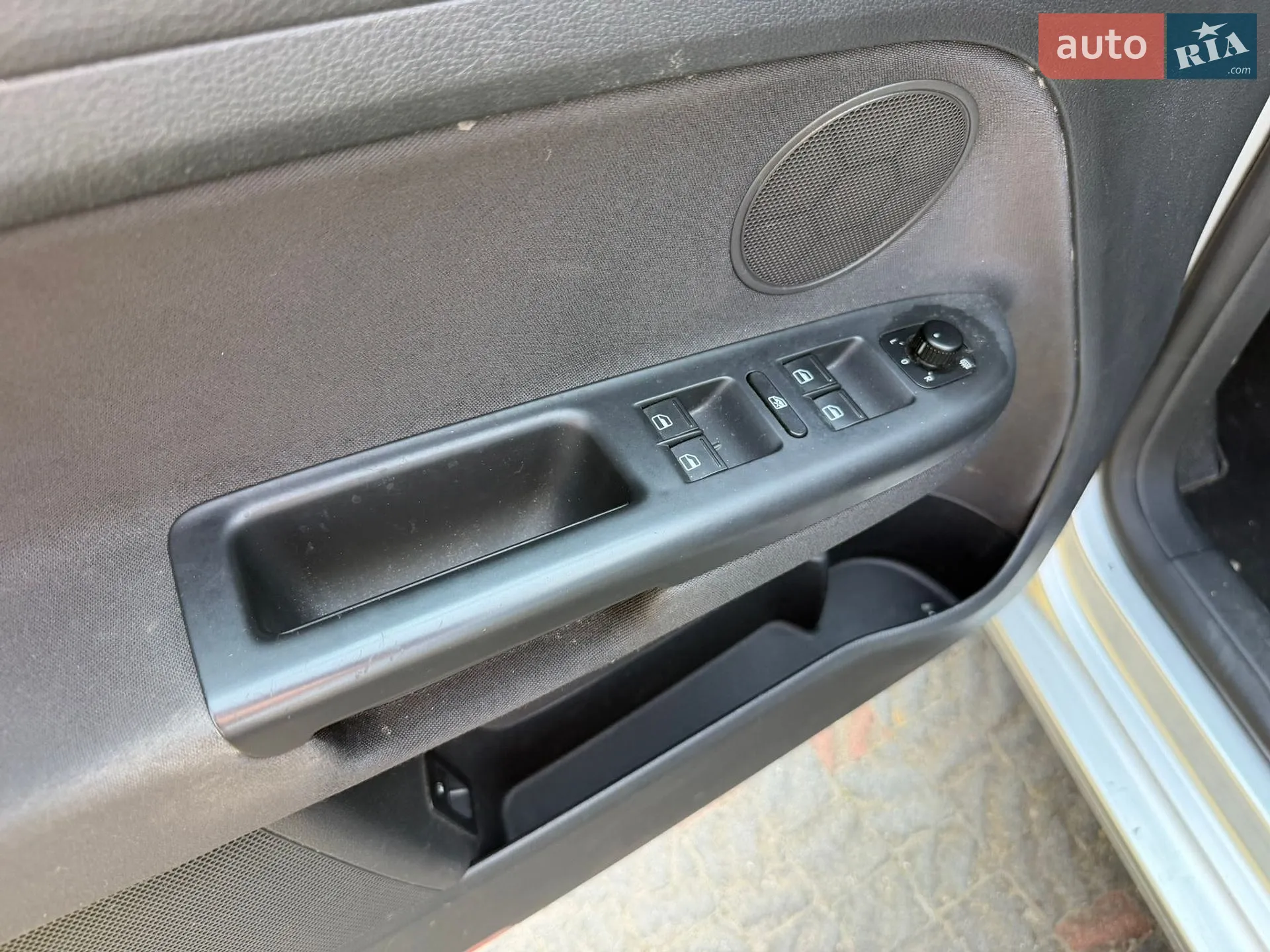 2011 Volkswagen Golf Plus - мініатюра 24
