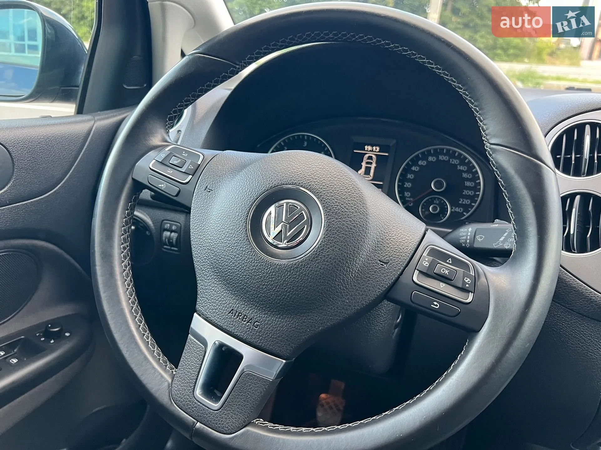 2013 Volkswagen Golf Plus - мініатюра 25